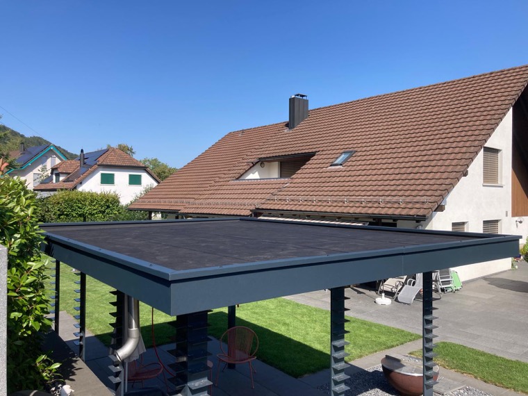 Carport mit Dachrandblech